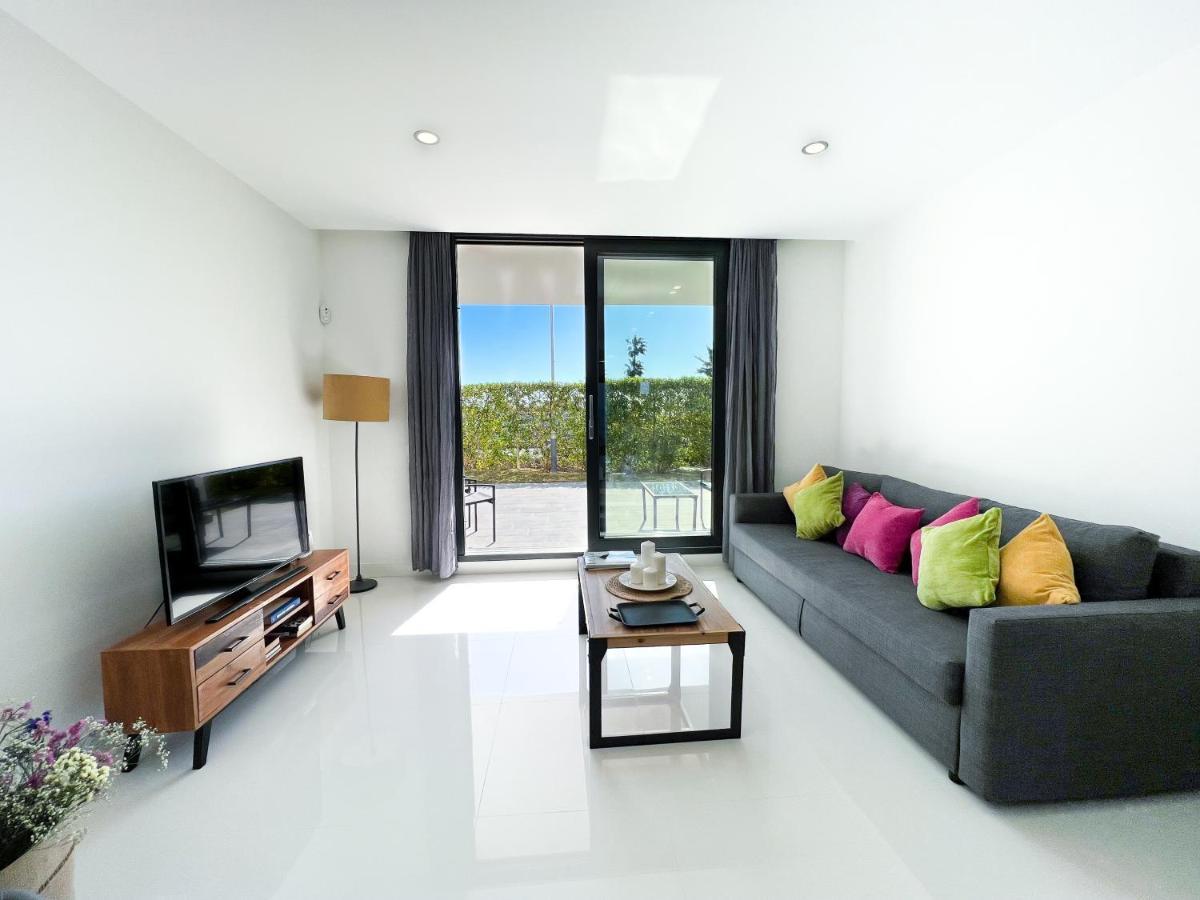 Apartment In Manilva, Just A Few Steps From The Beach Exterior photo